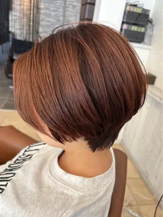 ショート カラー 沖本 あやののヘアスタイル