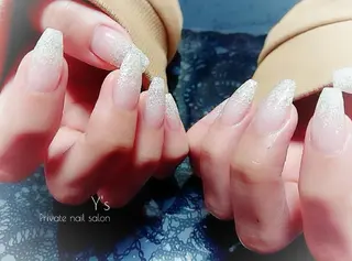 ネイル YUMI NAGAI のネイルデザイン
