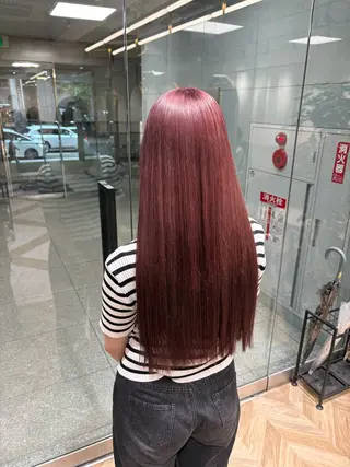 ロング 🩶ハイトーン🖤 URARAのヘアスタイル