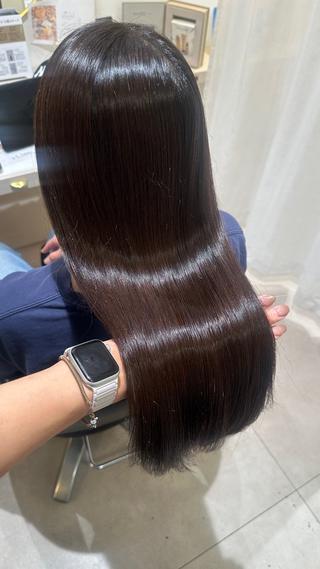 ロング 森下 萌果のヘアスタイル
