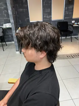 ショート パーマ メンズ 🦔Laulu 菅原綾乃のヘアスタイル