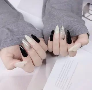 ネイル Mira Nail Studioのネイルデザイン