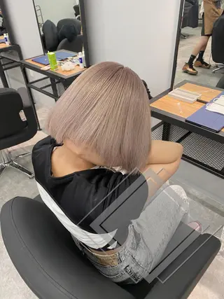 ショート カラー esu 天満のヘアスタイル