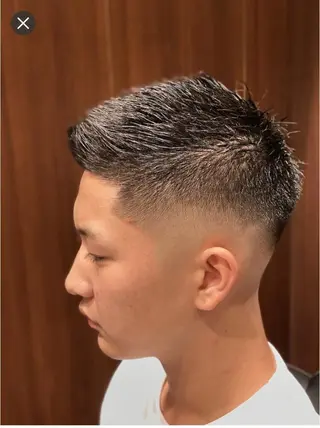 ショート KUTSUKAKE YUTOのヘアスタイル