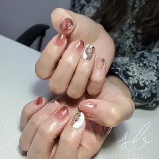 ネイル nailroom sb𓈒𓂂𓏸のネイルデザイン