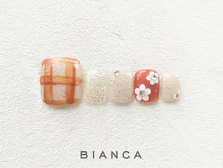 ネイル BIANCA Ouchidaのネイルデザイン
