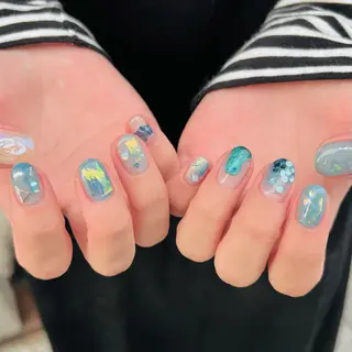 ネイル i+ söpö .nのネイルデザイン