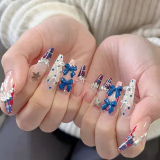 ネイル Lyna 池袋のネイルデザイン