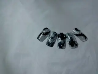 ネイル Spiky とうげ ふうかのネイルデザイン