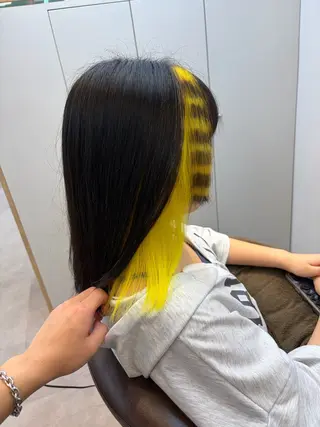 カラー 井上 悠人のヘアスタイル