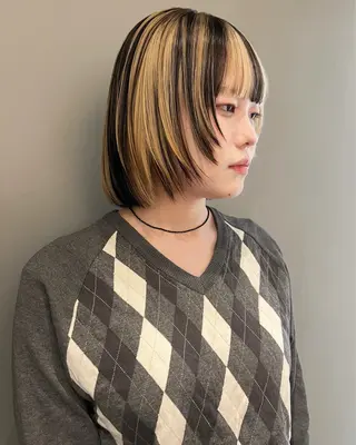 ミディアム カラー 圧倒的デザイン力 店長🎨RENAのヘアスタイル
