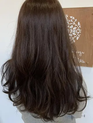 セミロング RAPT bis ラプトビズのヘアスタイル