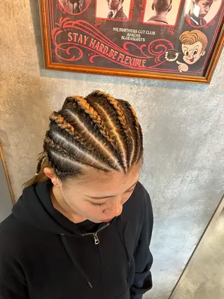 セミロング ヘアアレンジ 西村 真実子のヘアスタイル