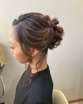 ヘアアレンジ Hairmake Floraのヘアスタイル