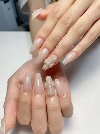 ネイル Mione_ Sonのネイルデザイン