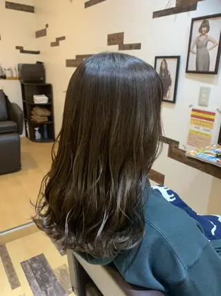 ロング カラー サトウ シューイチのヘアスタイル