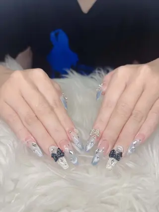 ネイル Lee Nailsのネイルデザイン