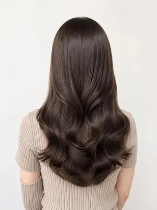 ロング カラー MAISON ema 🩵笹野 希里香のヘアスタイル