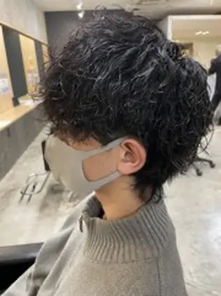 パーマ メンズ 内山 翔太のヘアスタイル