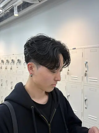 パーマ メンズ 中谷海里/フェザー パーマ/スパイキーのヘアスタイル
