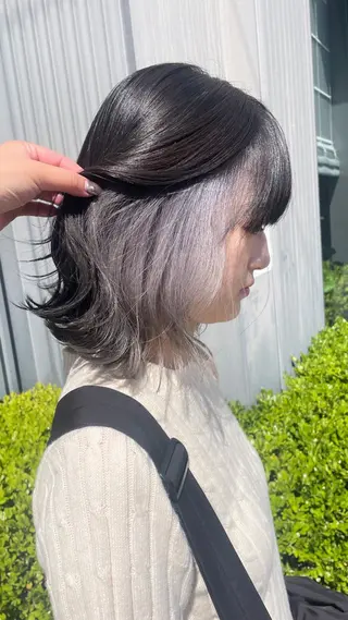 カラー Mii. 内田萌々のヘアスタイル