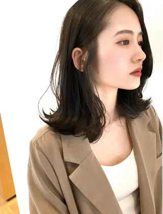 カラー 大島 千怜のヘアスタイル