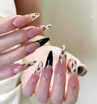 ネイル Miya🎀 nailのネイルデザイン