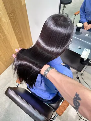 ロング 縮毛矯正🌝髪質改善 🌝一条龍輝のヘアスタイル