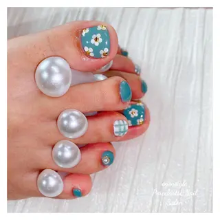 ミディアム ネイル 🐾enen style 🐾のネイルデザイン