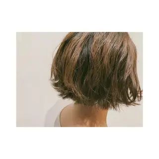 ショート くるくるパーマ aikoのヘアスタイル