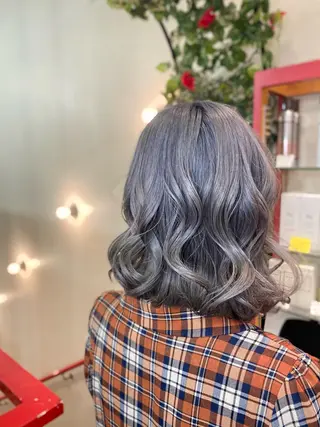 ミディアム ゆぴ☾‪/推しカラー /ハイトーンのヘアスタイル