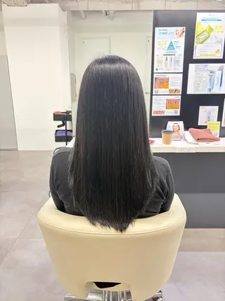 カラー 松本 ゆらのヘアスタイル
