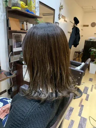 ミディアム カラー サトウ シューイチのヘアスタイル