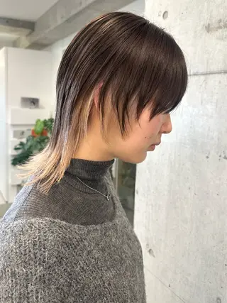 メンズ ツヤ髪ミルクティー ベージュ🪽/三藤のヘアスタイル