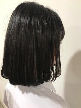 ミディアム 暖色カラー🍊 ボブ🌿顔周りcutのヘアスタイル