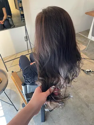 ロング RHAIRSALON 西山梓のヘアスタイル