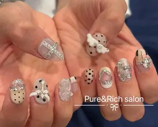 ネイル Pure&Rich Nailのネイルデザイン