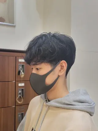 メンズ メンズパーマ 渡辺将功のヘアスタイル