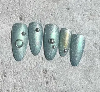 ショート 2DY NAIL SALONのネイルデザイン