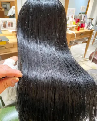 セミロング カラー 過去一の柔髪ヘア 🌿einshairのヘアスタイル