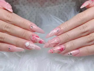ネイル Sora  Nail 長さ出し専門店のネイルデザイン