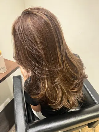 ミディアム レイヤーカット 早崎太生のヘアスタイル
