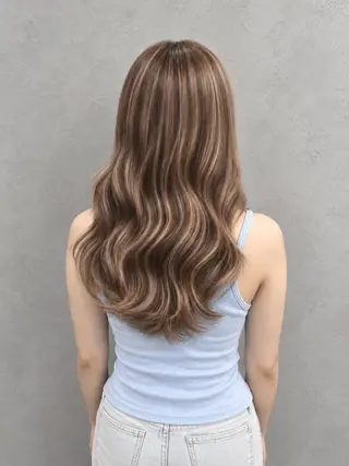 ロング 🤍HIKARI🤍 ハイライトのヘアスタイル
