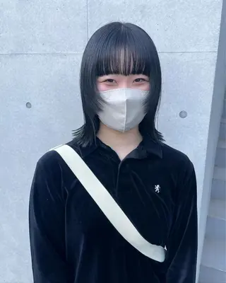 ミディアム カラー 佐伯 和佳のヘアスタイル