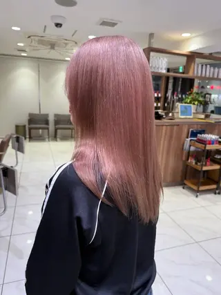 ミディアム カラー 長田 有加のヘアスタイル
