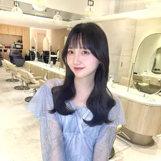 セミロング 1日1名様限定 予約可能のヘアスタイル