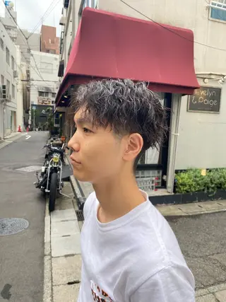 ミディアム パーマ メンズ メンズ特化 岸本 阪急六甲サロンドロイのヘアスタイル