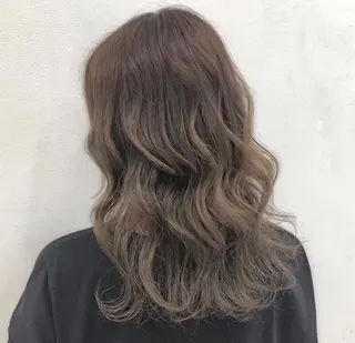 セミロング カラー メンズカットモデル 募集中🫧吉田陽菜のヘアスタイル