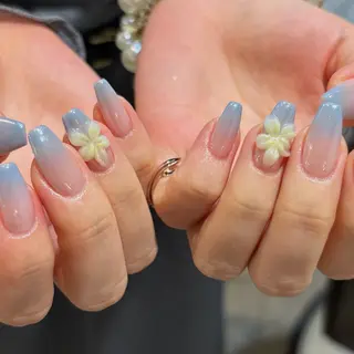 ネイル Lusso ayaneのネイルデザイン
