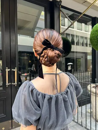 ロング ヘアアレンジ AKO .のヘアスタイル